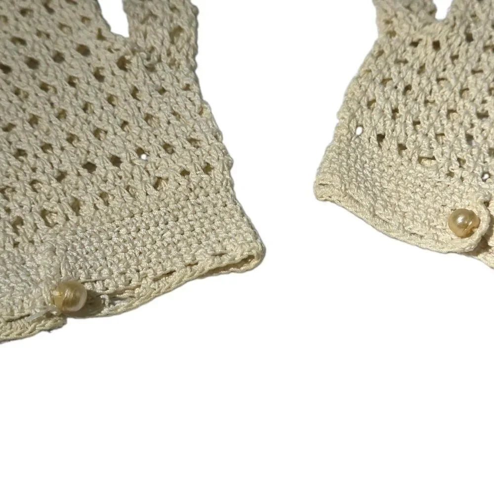 Vintage 1950s Grandoe Crochet/Lace Gloves no tags- Wrist 4